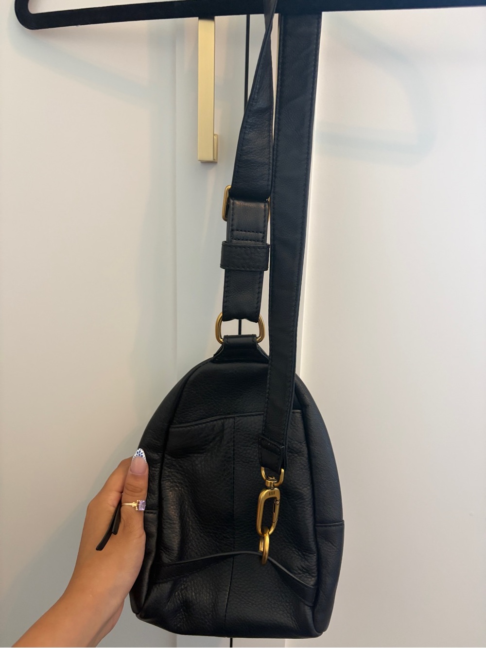 HOBO Fern Black Pebbled Leather Sling Bag - Picture 3 of 4
